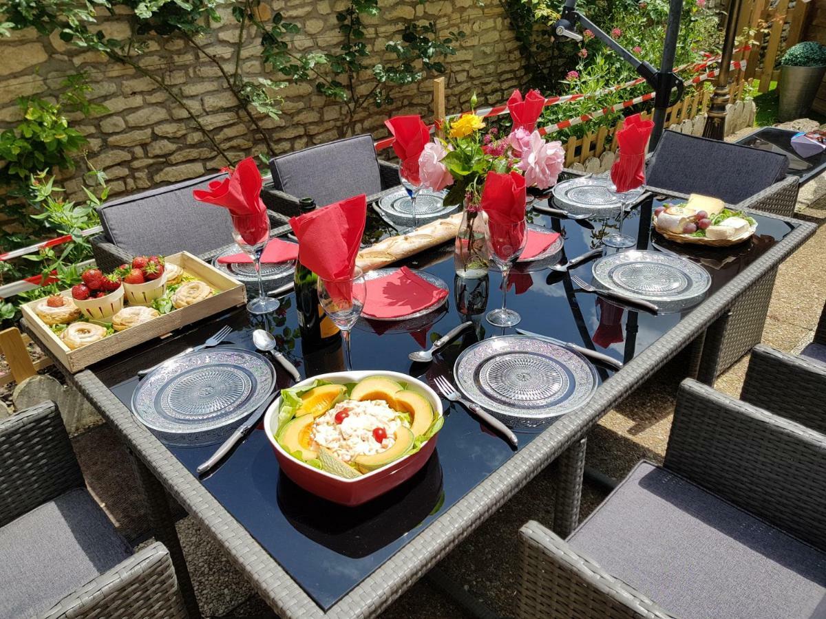 Maison Le Trefle Chef-Boutonne Ngoại thất bức ảnh