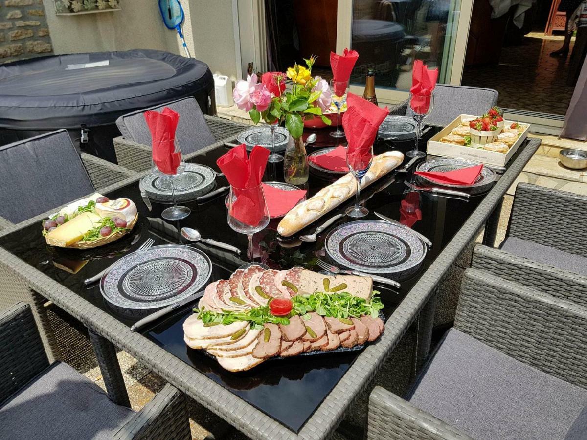 Maison Le Trefle Chef-Boutonne Ngoại thất bức ảnh